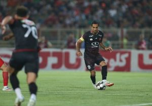 برد پرسپولیس مقابل مس رفسنجان در نیمه اول
