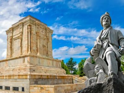 بزرگداشت فردوسی؛ ادای احترام به زبان مادری