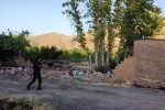 تخریب ساخت‌ و سازهای غیرمجاز در باغات قصردشت شیراز