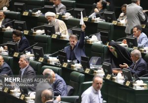 تعطیلی پنج‌شنبه‌ها مجددا در مجلس‌ تصویب شد