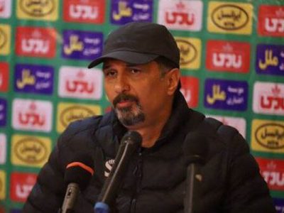 حسینی: گل های ساده ای از استقلال خوردیم/ دو هفته بازی نکرده بودیم