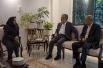 حضور وزیر علوم در منزل مادر شیمی ایران
