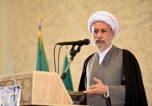 حوزه های علمیه فارس مسیر تحقق پیام رهبر معظم انقلاب را دنبال کنند