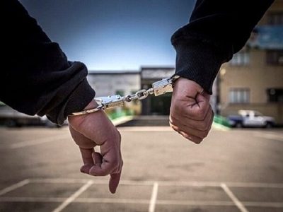 دستگیری سارق ۵۰ میلیارد ریال طلا و وجه نقد در لارستان