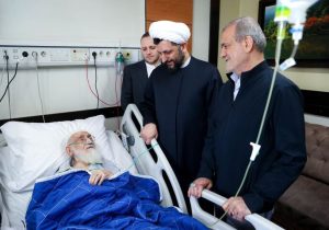 دشمنان و ایادی آن‌ها در تلاش برای ناکامی دولت هستند