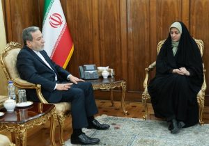 دیدار سرکنسول جدید جمهوری اسلامی ایران در آلماتی قزاقستان با عراقچی