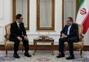 دیدار معاون وزیر امور خارجه ژاپن با وزیر امور خارجه کشورمان