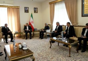 دیدار وزیر امور خارجه ترکمنستان با عراقچی