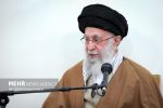 رهبر انقلاب: امدادگران ما مظهر صفات انسانی و انسان‌دوستی هستند