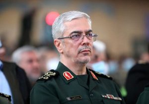 سرلشکر باقری: هر ۶ ماه شاهد ارتقای چشمگیر توان دریایی ایران خواهیم بود