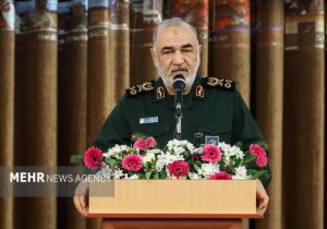 سرلشکر سلامی: سپاه هیچ گام عقب‌نشینی در برابر دشمنان ندارد