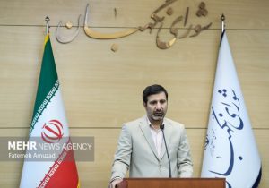 طحان‌نظیف: برگزاری همزمان انتخابات ریاست جمهوری و مجلس قابل بررسی است