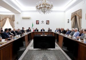 عارف: بخش خصوصی می‌تواند ناترازی برق را به سرعت رفع کند