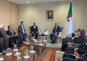 قشقاوی: آمریکا هیچ‌گاه نتوانست از رشد و توسعه ایران جلوگیری کند