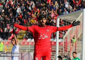 مهدی ترابی: خیلی خوشحالم با تراکتور قهرمانی را تجربه کردم