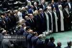 هارداسان‌گویی مجلس برای رئیسی؛ صحنِ پُر اشک و آه برای پاسداشت شهدا