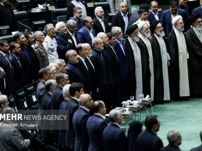 هارداسان‌گویی مجلس برای رئیسی؛ صحنِ پُر اشک و آه برای پاسداشت شهدا