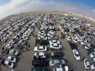 کارنامه خودروسازان در فروردین؛ ۴۴ هزار خودرو تولید شد