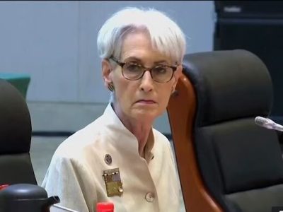 شرمن:با حمله اسرائیل«شعار مرگ بر آمریکا» را در خیابان‌های تهران می‌شنوید/ ایران توافق کند؟ به نظرم ما فاصله زیادی با آن نقطه داریم/این هویت ایران نیست
