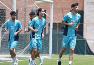 تمرین سبک شاگردان قلعه نویی در روز بازی با کره شمالی