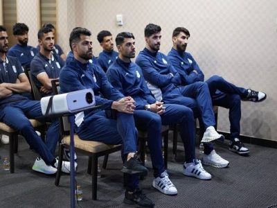 جلسه فنی امیر قلعه‌نویی برای بازیکنان تیم ملی فوتبال